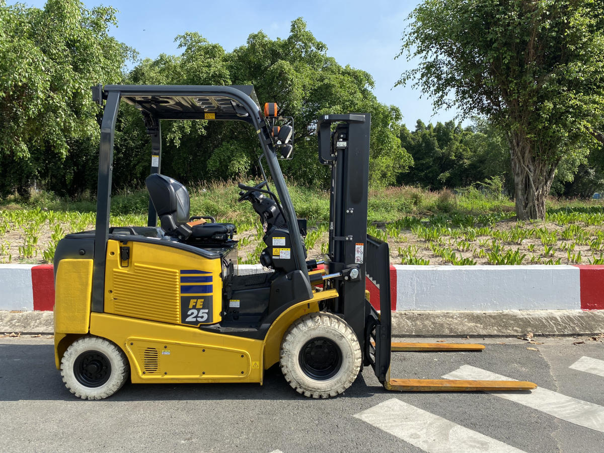 Ứng dụng hiệu quả của dịch vụ bán xe nâng đã qua sử dụng trong công nghiệp (2)