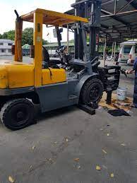 Sửa chữa xe nâng ở Hòa Bình – Gọi ngay 0377791333 (1)