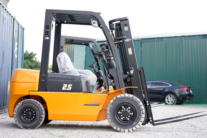 Tiết Kiệm Chi Phí Với Sửa Xe Nâng Dầu Giá Rẻ Từ Xe Nâng 365 (2)