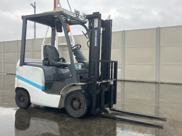 Xe Nâng Dầu 1.5 Tấn TCM Hiệu Suất Vượt Trội Cho Doanh Nghiệp (2)