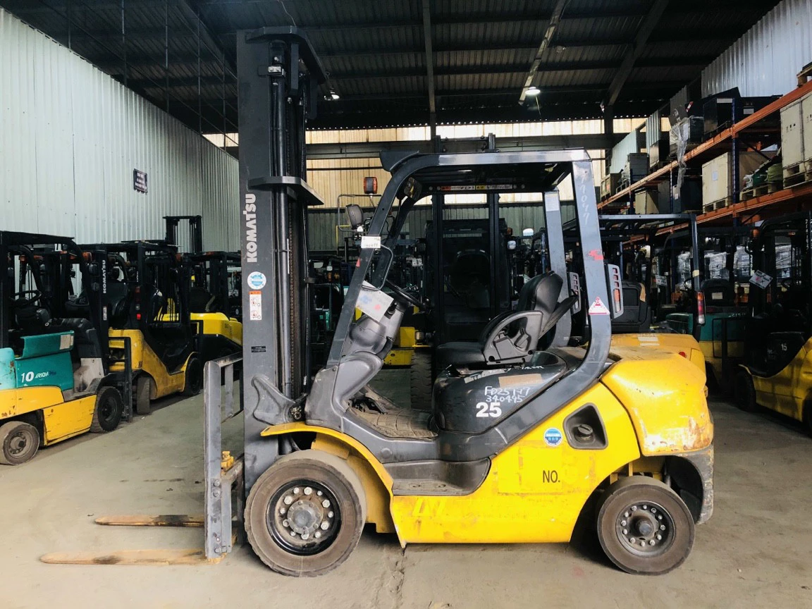 Tại Sao Xe Nâng Komatsu Lại Có Độ Bền Đáng Kinh Ngạc Theo Thời Gian (1)