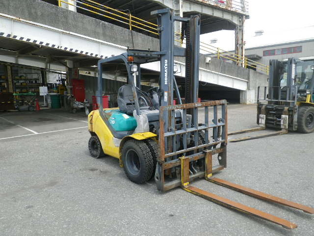 Tại Sao Xe Nâng Komatsu Lại Có Độ Bền Đáng Kinh Ngạc Theo Thời Gian (3)