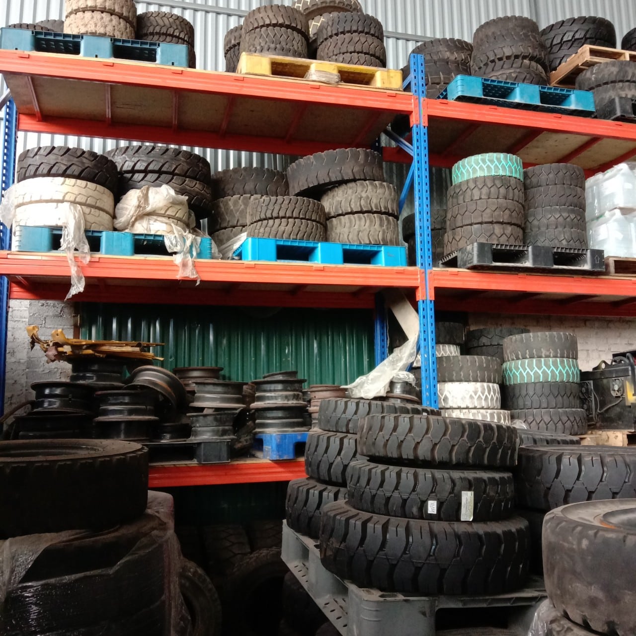 Đại lý lốp Dunlop chính hãng - uy tín, chất lượng (1)